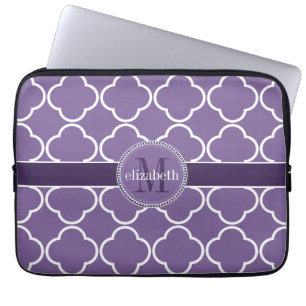 Funda Para Portátil Morado   Monograma de trébol de cuatrefoil blanco