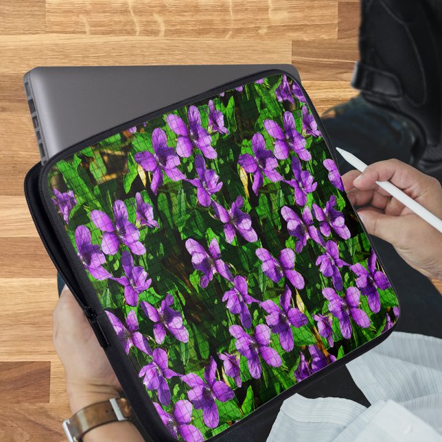 Funda Para Portátil Mosaico Violeta de Madera de Flor Estatal WI (WI State Flower Wood Violet Mosaic Laptop Sleeve)