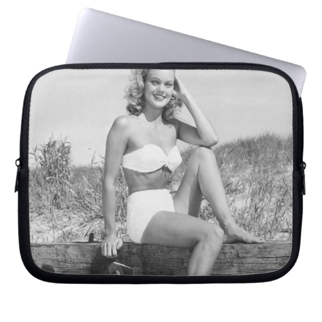 Funda Para Portátil Mujer en bikini (Frente)
