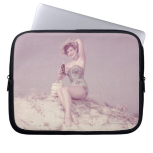 Funda Para Portátil Mujer que se relaja en la playa