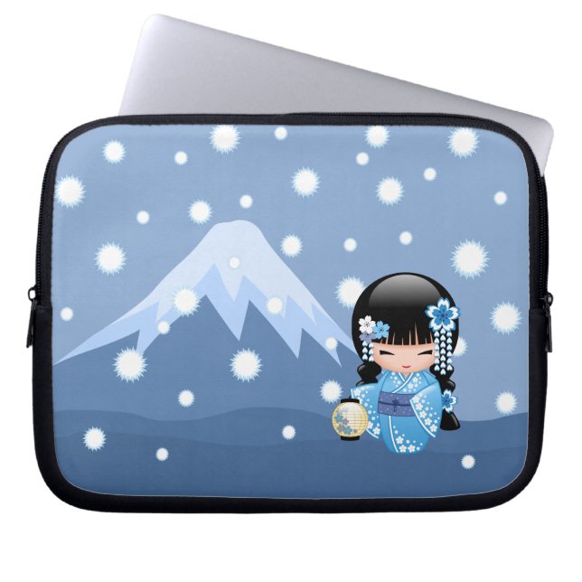 Funda Para Portátil Muñeca Kokeshi de invierno - Chica Geisha de la Mo (Frente)