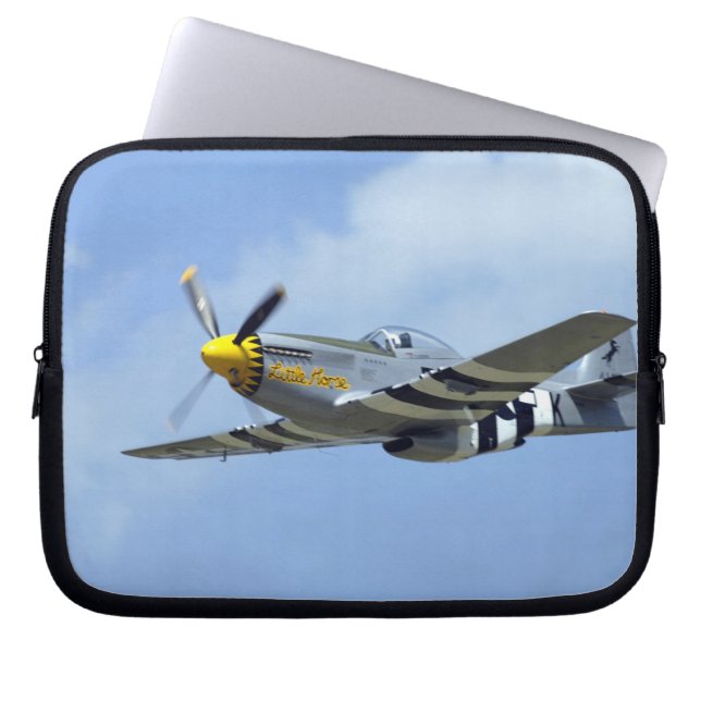 Funda Para Portátil Mustango norteamericano de P-51D, pequeño caballo (Frente)