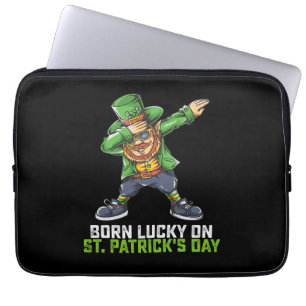 Funda Para Portátil Nacido Afortunado en el Día de San Patricio Cumple