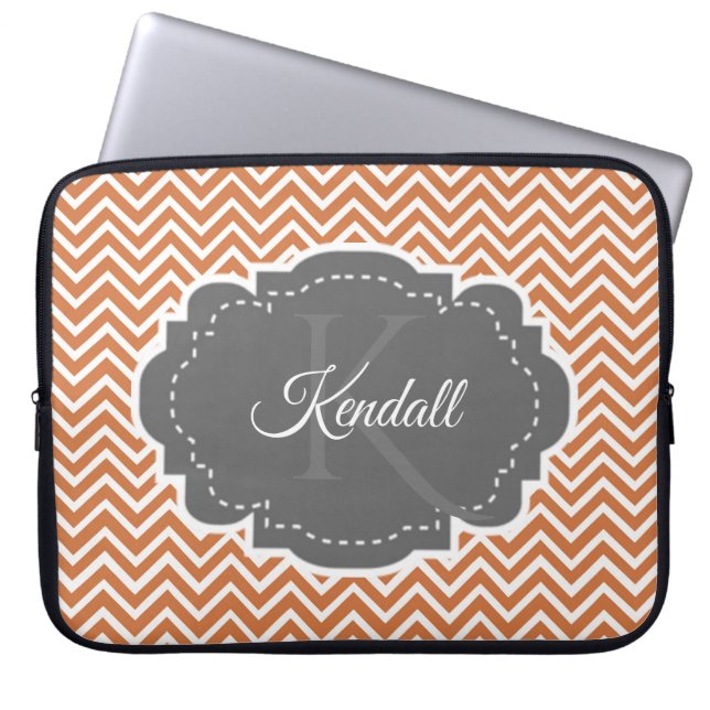 Funda Para Portátil Naranja Chevron Manga personalizada para portátile (Frente)