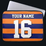 Funda Para Portátil Naranja de calabaza Equipo azul de la marina de la<br><div class="desc">Preppy Sporty Rugby Striped Pumpkin Naranja, Navy Blue Team Jersey / Sports Jersey / Football Jersey Style, Custom Name, Personalizado Number Personalizar esto con su propio nombre o nombre de equipo y número. Puede cambiar el tamaño, color y ubicación del texto si necesita hacer cambios y agregar texto propio para...</div>
