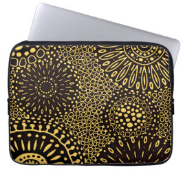 Funda para portátil negra con flores étnicas elega