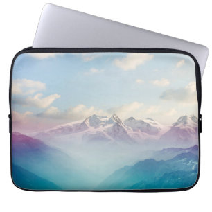 Funda Para Portátil Niebla de la mañana en un valle alpino