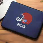 Funda Para Portátil Niños personalizados de cascos de fútbol<br><div class="desc">Diseño temático del Football Helmet Personalizado.</div>
