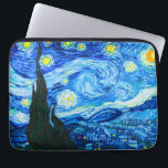 Funda Para Portátil Noche Van Gogh Starry<br><div class="desc">Portátil Sleeve con la pintura al óleo de Vincent van Gogh La noche estrellada (1889). Inspirado por su estancia en un asilo,  el arte representa un pueblo bajo un cielo nocturno de estrellas y luna azul y amarilla. Un gran regalo para los aficionados al post-impresionismo y al arte holandés.</div>