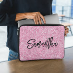 Funda Para Portátil Nombre de guión de pincel de Purpurina rosa claro<br><div class="desc">Crea tu propio purpurina de lujo rosa pálido con nombre o monograma. Personalizar el estilo y el tamaño de caligrafía del guión de la brocha. Hay otros estilos de fuente en el sistema. Mueva,  duplique o elimine el gráfico de brillo falso.</div>