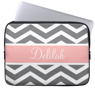 Funda Para Portátil Nombre personalizado de Chevron Gray Peach