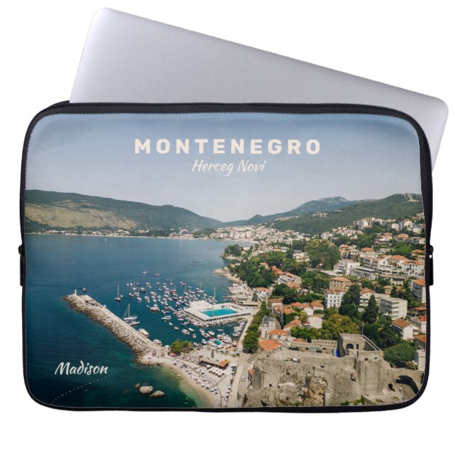 Funda Para Portátil Nombre personalizado y Montenegro de texto (Frente)