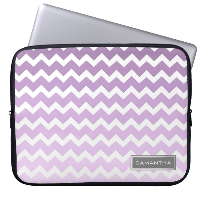 Funda Para Portátil Nombre púrpura del personalizado de Ombre Chevron (Frente)