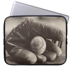 Funda Para Portátil Nostalgia del béisbol - Mitt y Béisbol