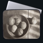 Funda Para Portátil Nostalgia por el béisbol - Baseballs<br><div class="desc">"Nostalgia de béisbol II" por Judy B. Messer. Cuenta con una fotografía sepia de varias pelotas de béisbol.</div>