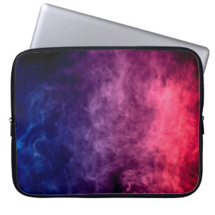Funda Para Portátil Nubes de humo moradas y azules en la espalda oscur