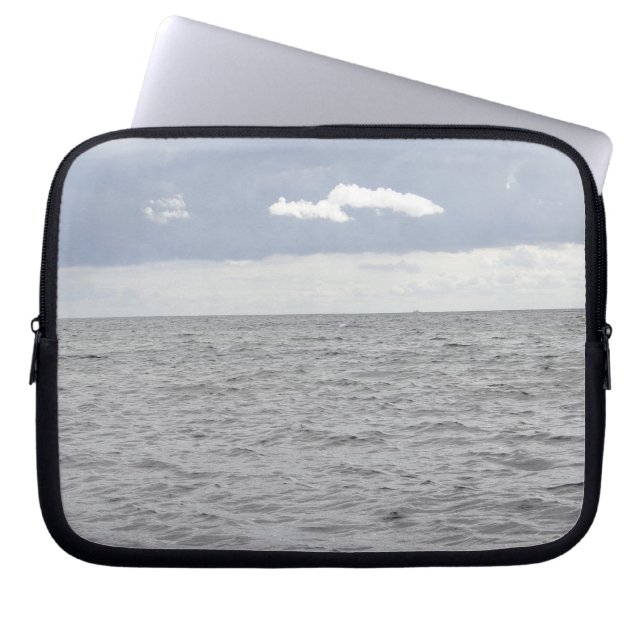 Funda Para Portátil Nubes marinas y de bonito (Frente)