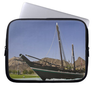 Funda Para Portátil Omán, Mascate, Al Bustan. Al Bustan Roundabout,