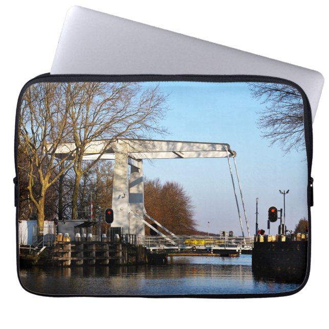 Funda Para Portátil Ophaalbrug over gracht in Nederland. (Frente)