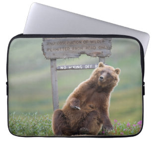 Funda Para Portátil Oso Pardo Juega Con Señal