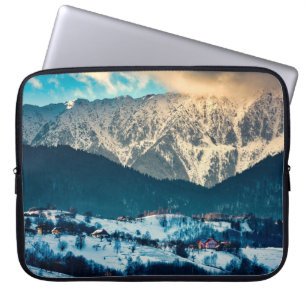 Funda Para Portátil Paisaje invernal en la montaña de los Cárpatos. Br
