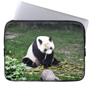 Funda Para Portátil Panda que come el bambú