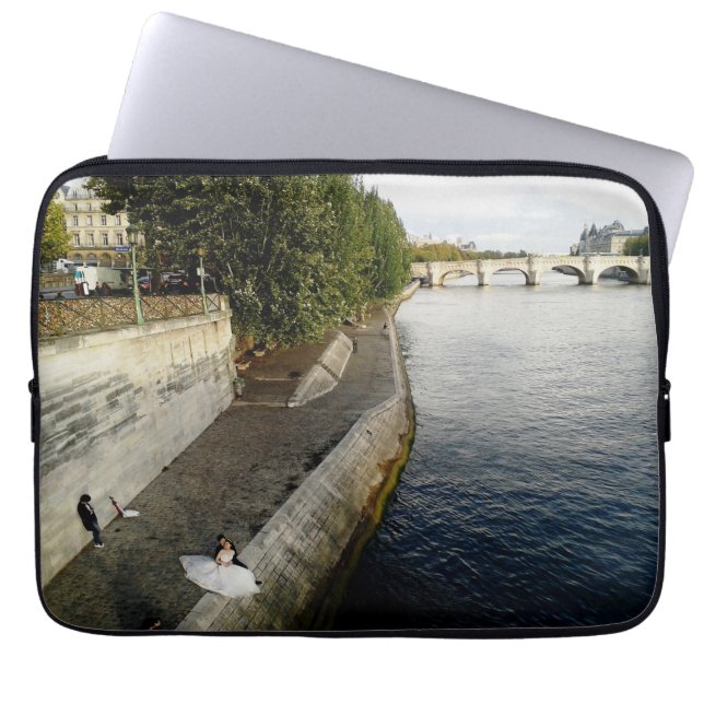 Funda Para Portátil Pareja en París (Frente)