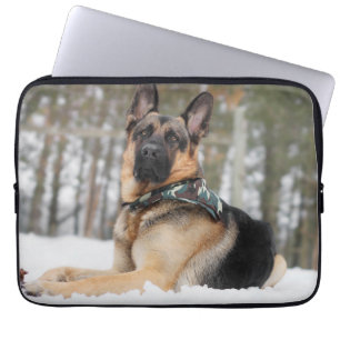 Funda Para Portátil Pastor alemán en nieve