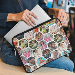 Funda Para Portátil Patrón de hexágono moderno y simple de varios Coll<br><div class="desc">Patrón multiCollage de fotos Sencillo Hexagon Hexagon Hexagon Honeycomb Electronics Personalizados Fundas de mangas de portátiles con un collage de fotos de tus fotos favoritas en forma de hexágono. Perfecto para regalos para cumpleaños, Navidades, Día de la Madre, Día del Padre, Abuelos, hermano, hermana, mejor amigo y más. FOTO TIP:...</div>