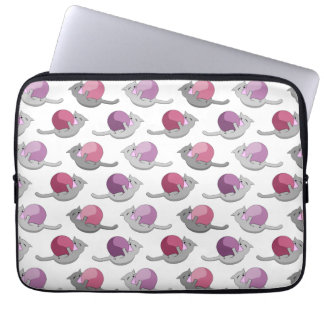 Funda Para Portátil Patrón Feliz de Gatos Adorables Jugando con Bolas