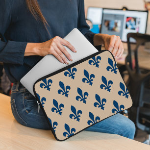 Funda Para Portátil Patrón Fleur de Lis, azul francés real en crema