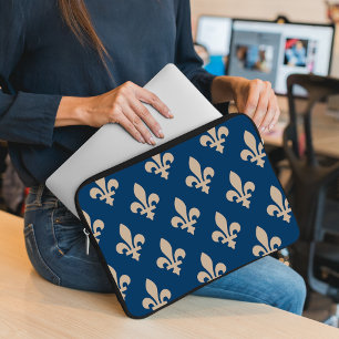 Funda Para Portátil Patrón Fleur de Lis, francés real, crema en azul
