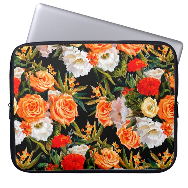 Funda Para Portátil Patrón floral sin foco. Rosas y lisianthus sobre u (Frente)