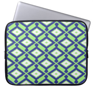 Funda Para Portátil Patrón Ikat - Verde, Azul índigo y Blanco