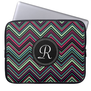 Funda Para Portátil Patrón Monogramado de Chevron Tribal Colorido