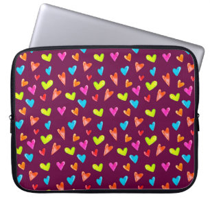 Funda Para Portátil Patrón sin foco de corazones multicolores en un pu