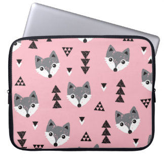Funda Para Portátil Patrón Woodland de Fox de bebé geométrico