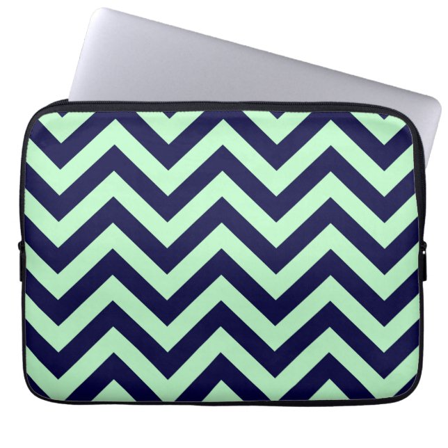 Funda Para Portátil Patrón ZigZag de Chevron grande, azul marino (Frente)