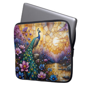 Funda Para Portátil Pavo real en paisaje floral