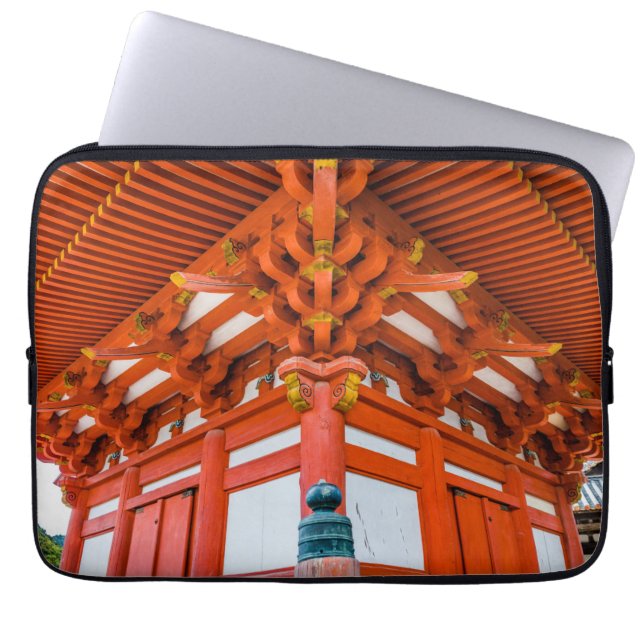 Funda Para Portátil Perspectiva de Pagoda de abajo hacia arriba, Miyaj (Frente)