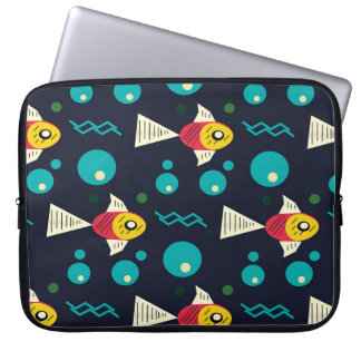 Funda Para Portátil Pescado colorido con olas en el mar. Geometría par