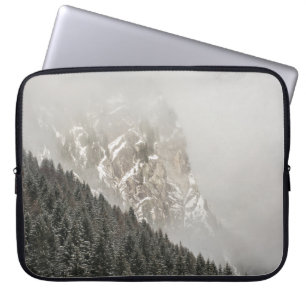FUNDA PARA PORTÁTIL PINOS VERDES