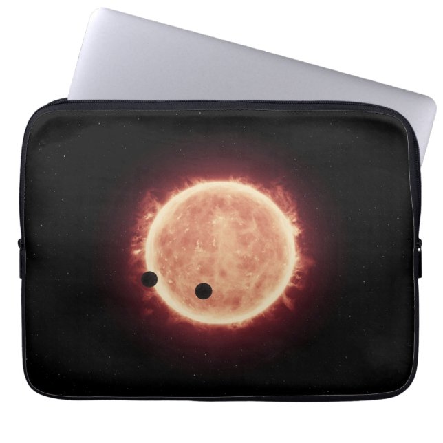 Funda Para Portátil Planetas Transitando Estrella De Enano Rojo En Tra (Frente)