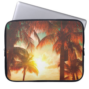 Funda Para Portátil Playa con sombrillas y palmeras