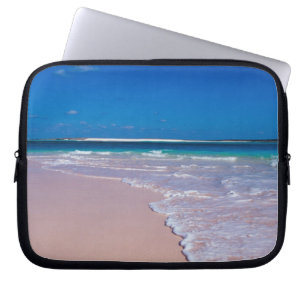 Funda Para Portátil Playa de arena rosa en Conch Bay, Cat Island,