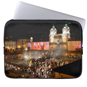 Funda Para Portátil Plaza San Francisco, Quito, Ecuador