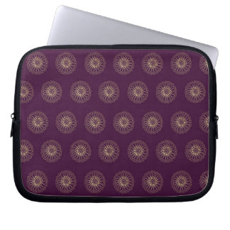 Funda Para Portátil Plum | Golden Zinnia Flower Medallions