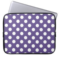 Pos de polka blanco sobre ultravioleta