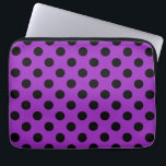 Funda Para Portátil Pos de polka negro sobre morado<br><div class="desc">Pos de polka negro sobre morado</div>