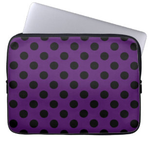 Funda Para Portátil Pos de polka negro sobre púrpura de ciruela